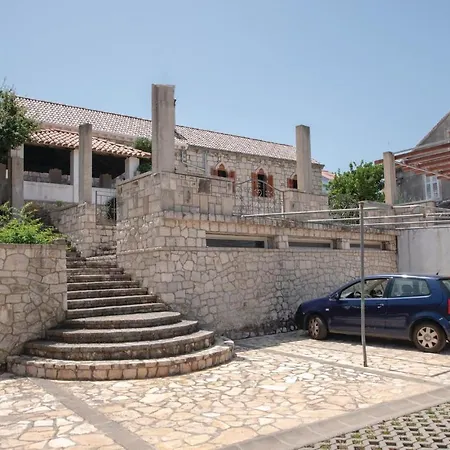 Dom wakacyjny Beautiful In W/ Wifi And 3 Bedrooms *